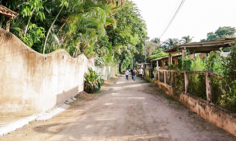 Alcalde Sánchez Allec cumple con inicio de construcción de calle